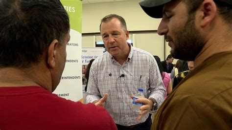 Hundreds attend refugee job fair in Austin